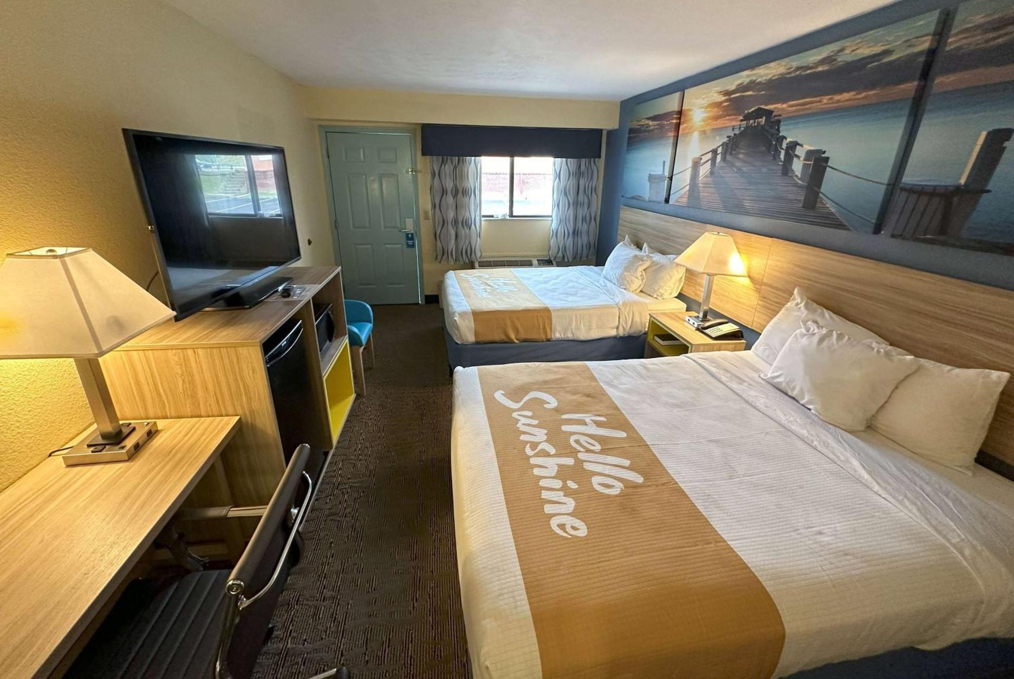 Days Inn By Wyndham Renfro Valley Mount Vernon Dış mekan fotoğraf