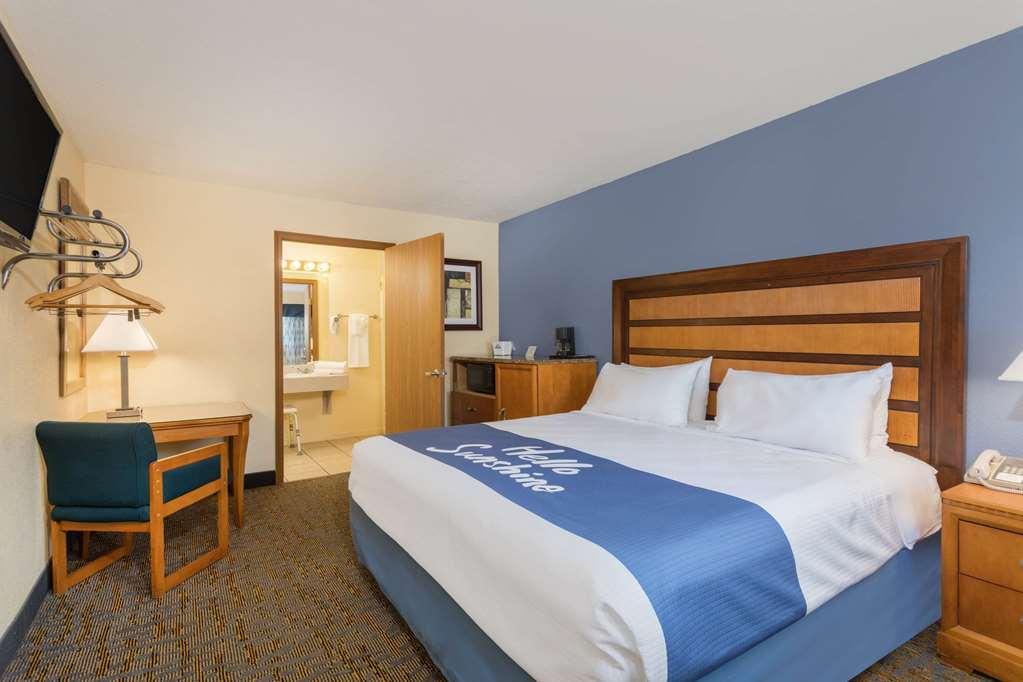 Days Inn By Wyndham Renfro Valley Mount Vernon Oda fotoğraf
