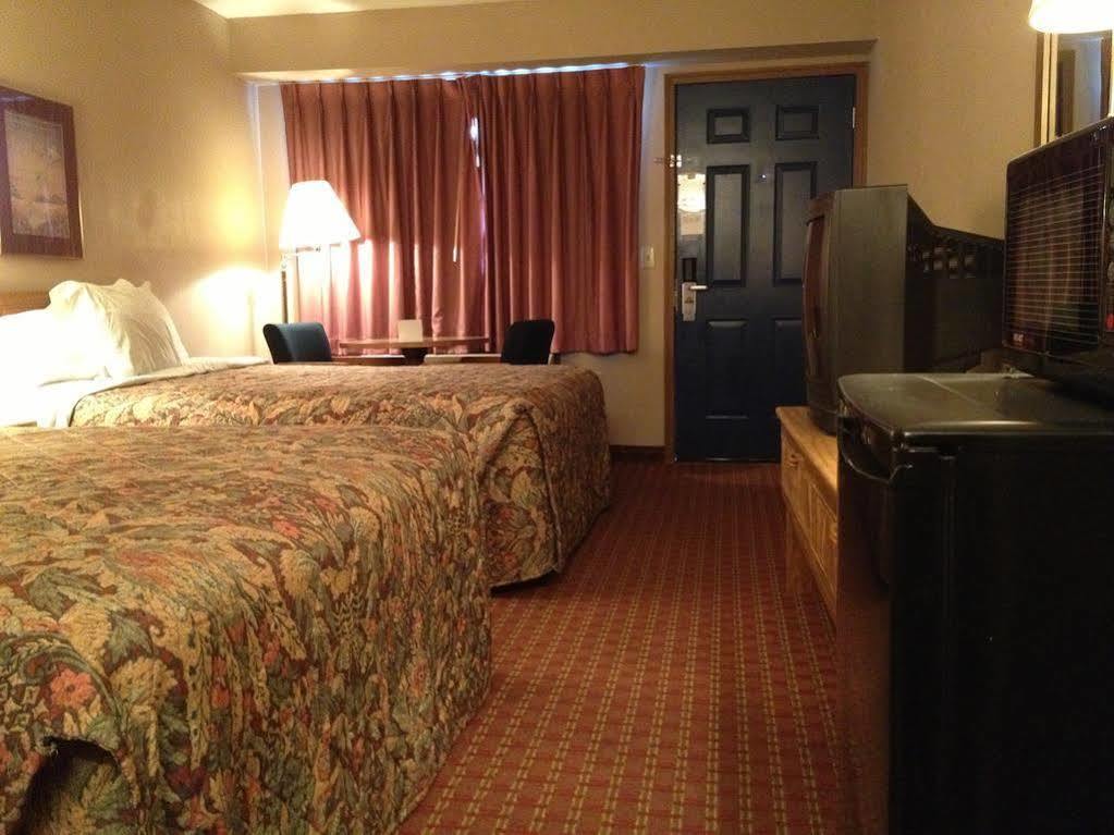 Days Inn By Wyndham Renfro Valley Mount Vernon Dış mekan fotoğraf
