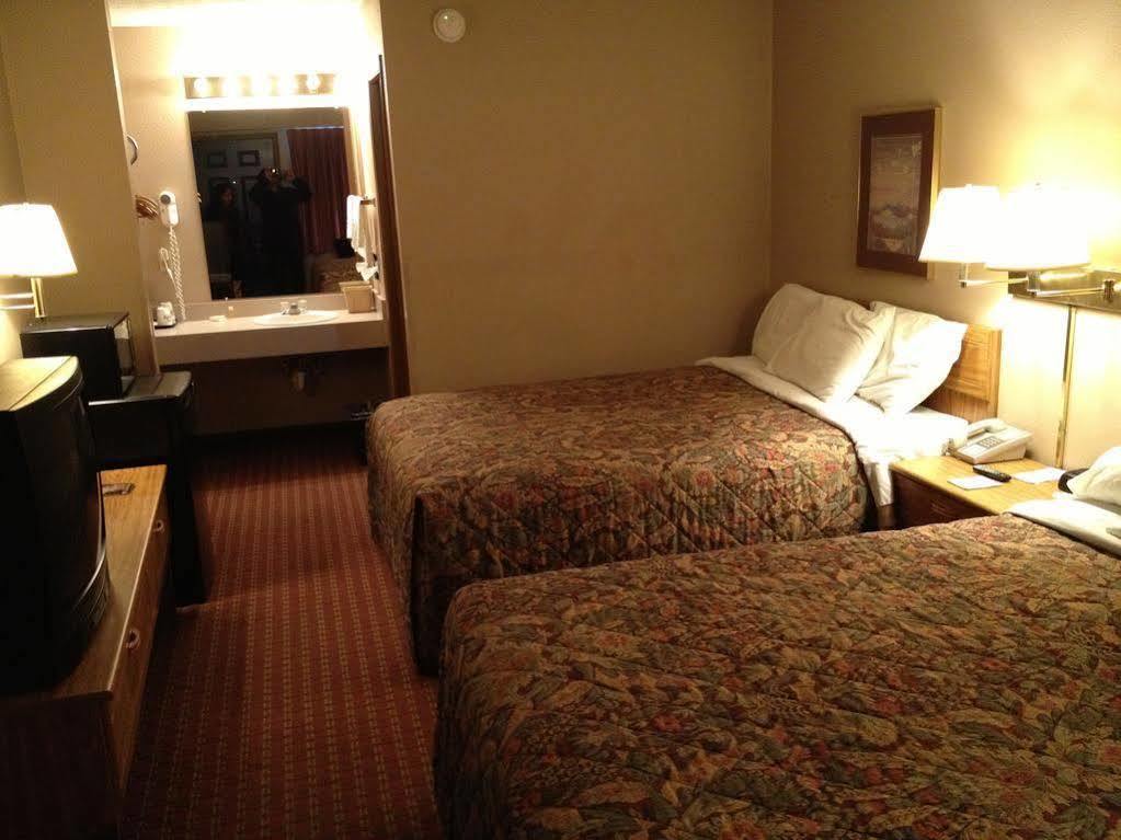 Days Inn By Wyndham Renfro Valley Mount Vernon Dış mekan fotoğraf